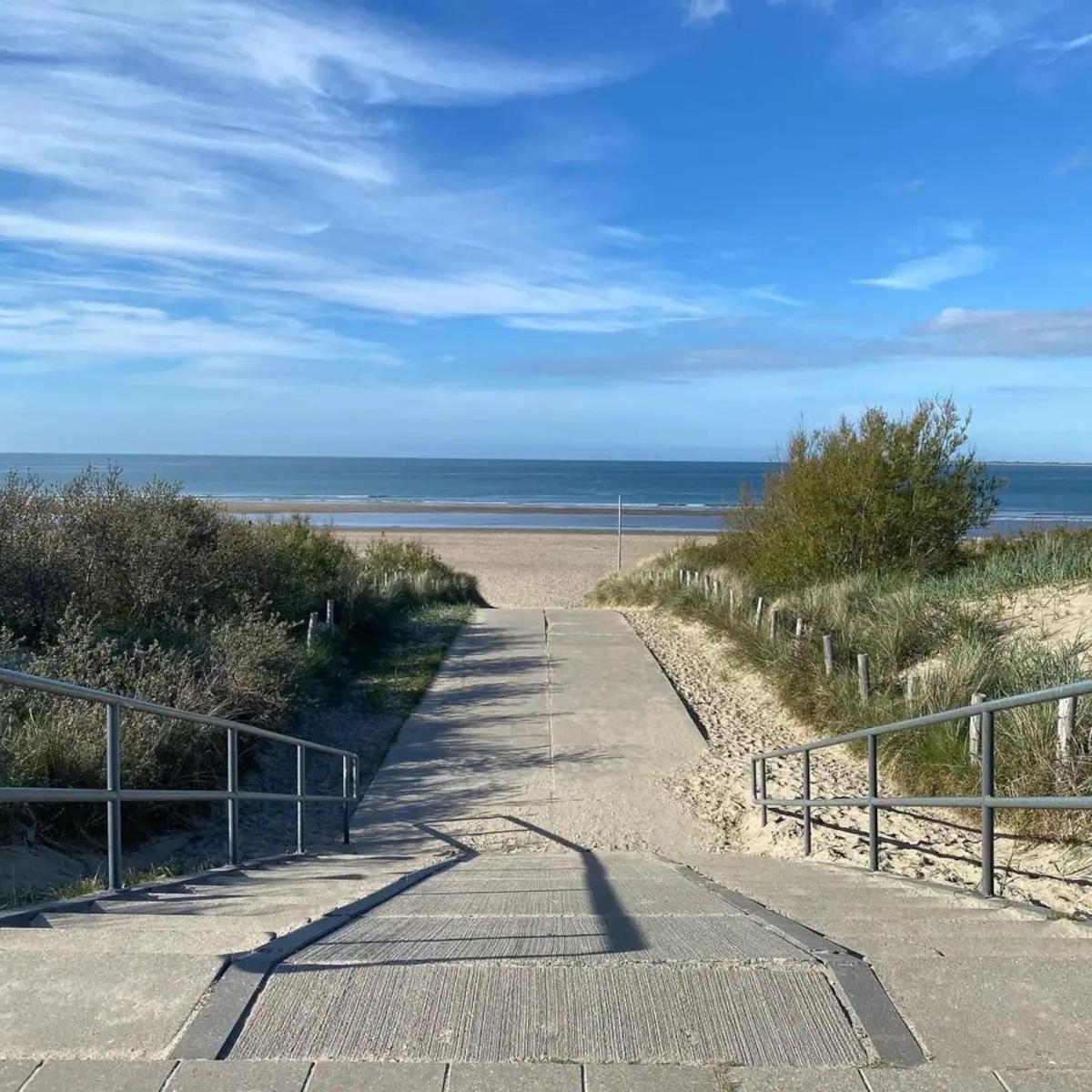 Bondi Beach Renesse Exterior photo